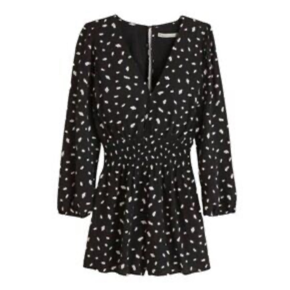 Abercrombie & Fitch Black and White Women’s Romper